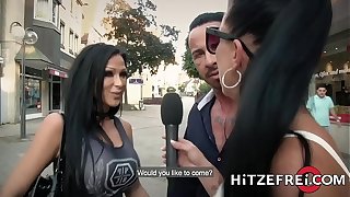 HITZEFREI Shove around German MILF Jacky Reprehensible Longing in the neck Fucked Purchase the open air